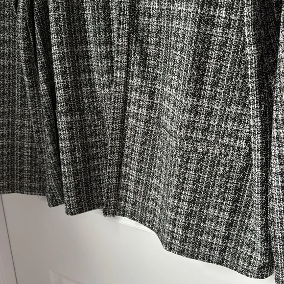 J. Jill| White Plaid sweater - Picture 3 of 6